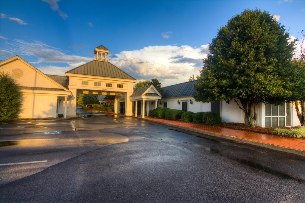 Phoenix Inn Of Greenville Exterior foto